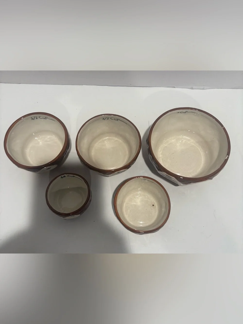 Pier 1 Owl Ceramic Measuring Set in Brown and Cream with Red Accent